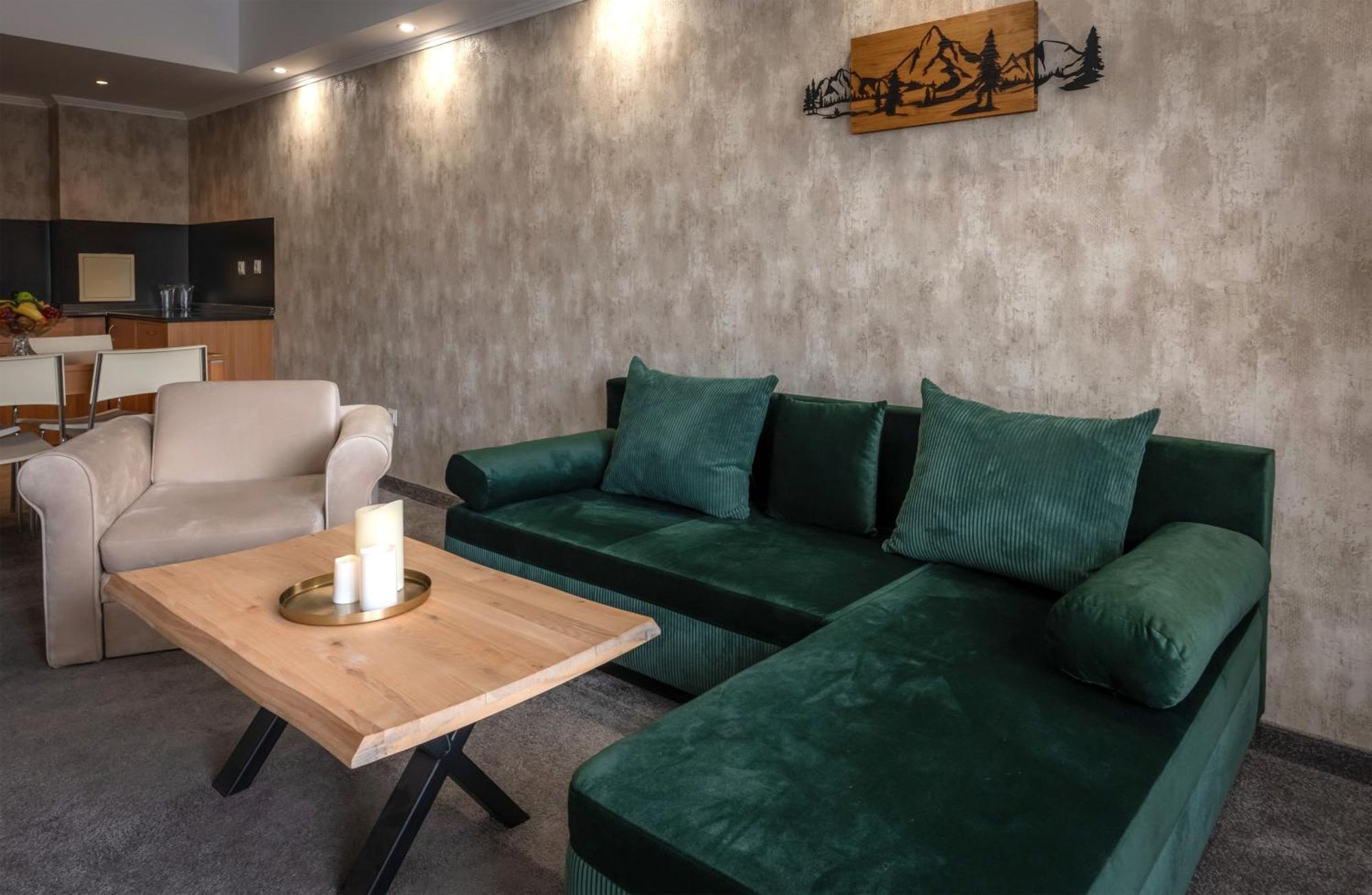 Snezhanka Hotel
